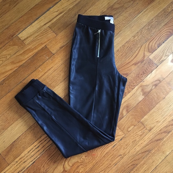 F21 Faux Leather Joggers - Picture 5 of 8