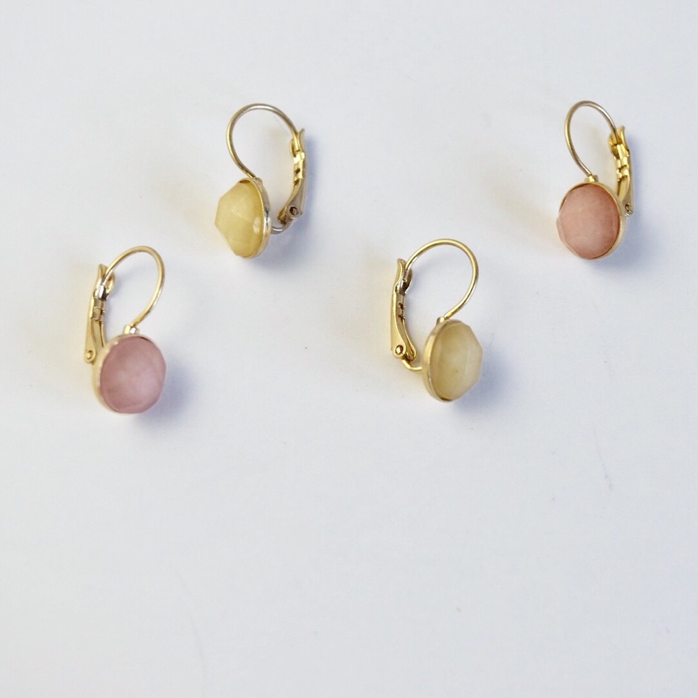 Last One! Quartz French Lock Earrings - Picture 2 of 2
