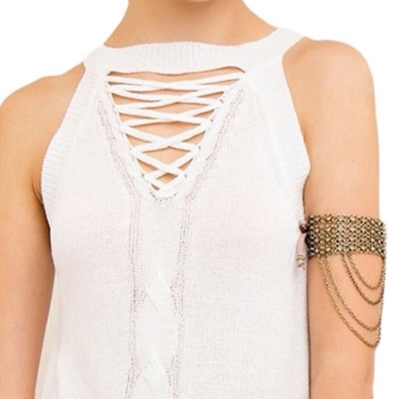 SOLD OUT Sleeveless Cable Knit Top - Picture 5 of 8