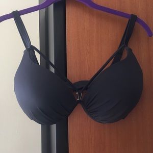 Venus women's size 36 DD bathing suit top