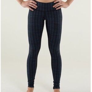 Lululemon Wunder Under Sz 6 EUC