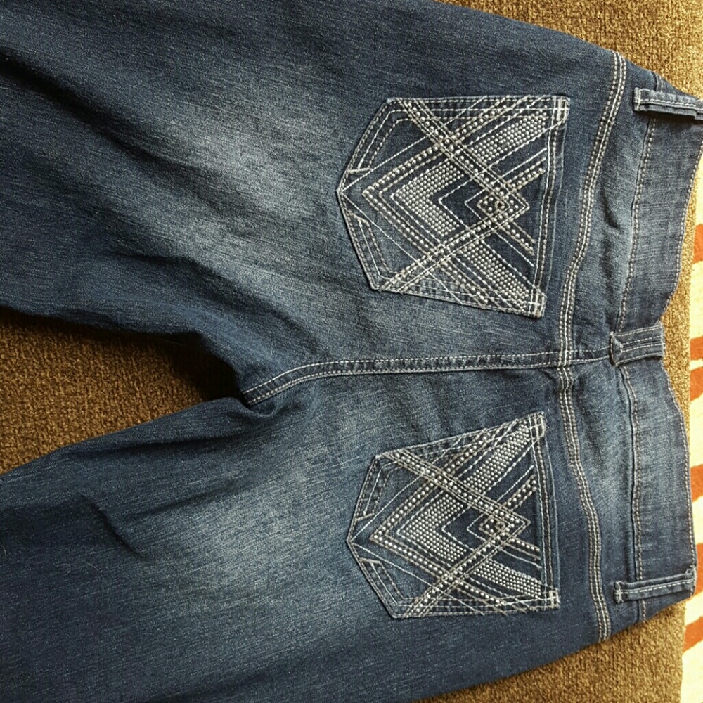Jeans - Picture 2 of 3