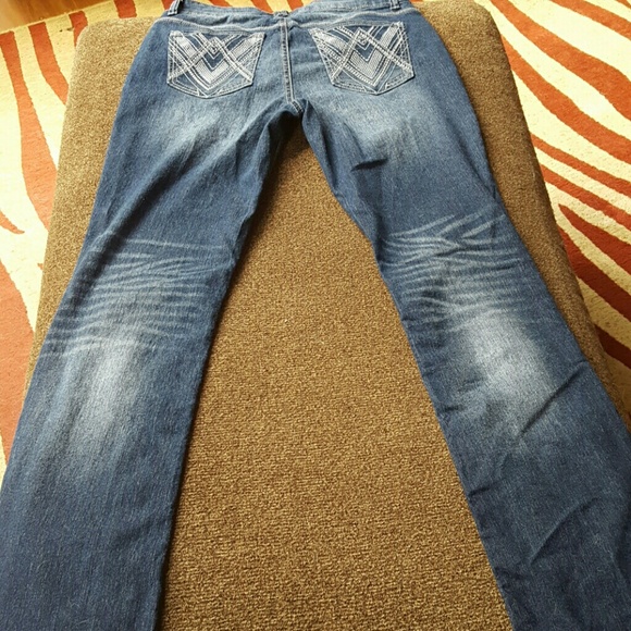 Jeans - Picture 3 of 3