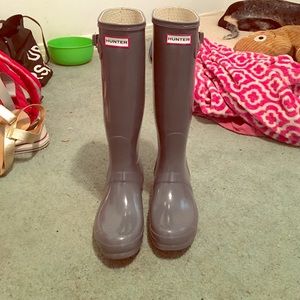 Grey Hunter Rainboots