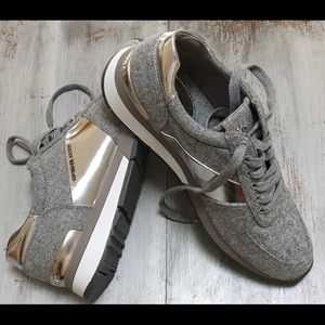 🌸Last Chance!!!🌸MK Allie Trainer Flannel shoe🌷