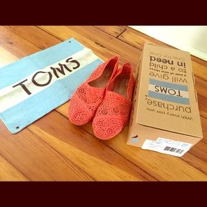 Coral crochet TOMs!