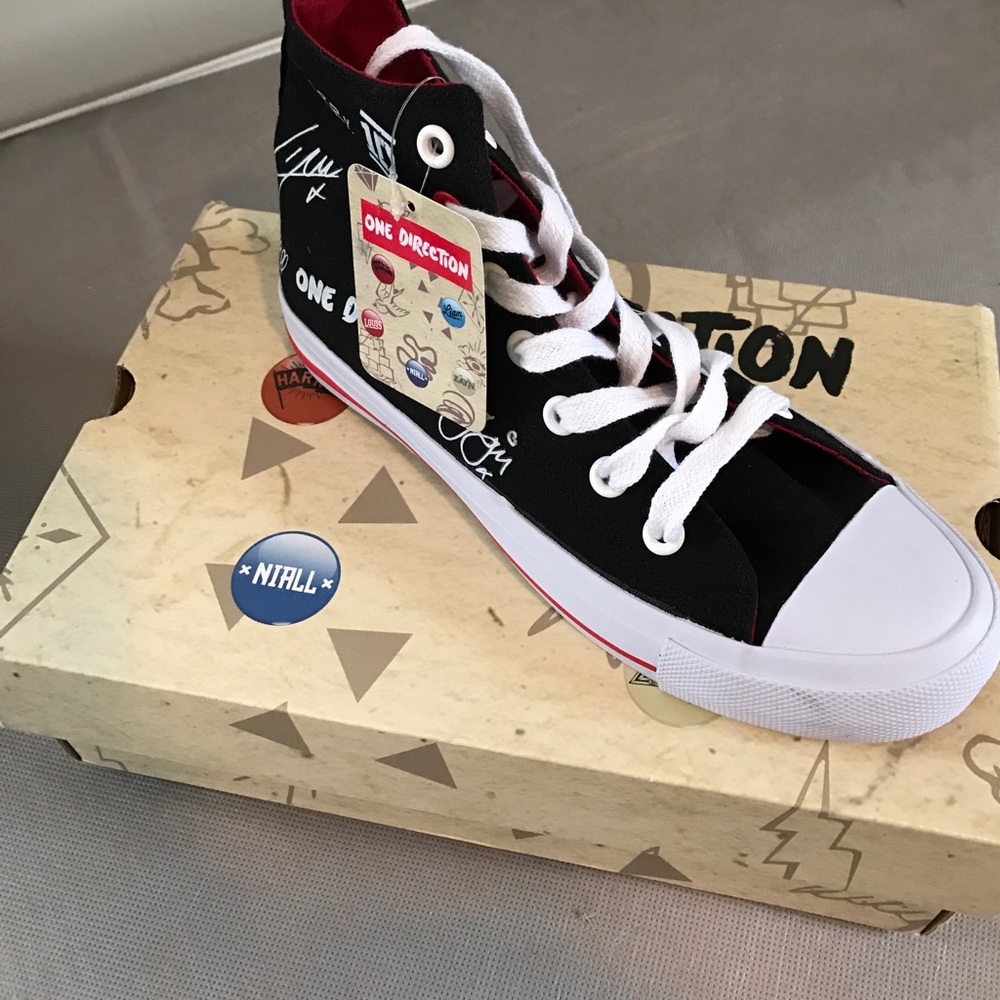 One direction high top