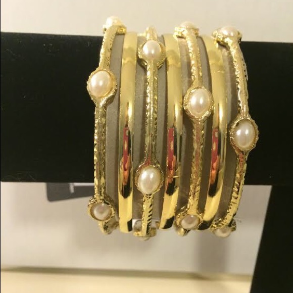 🏵Gold Bangle Bracelets - Picture 2 of 2