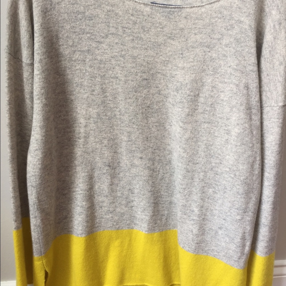 VINCE cashmere sweater CLOSET CLEARANCE SALE!