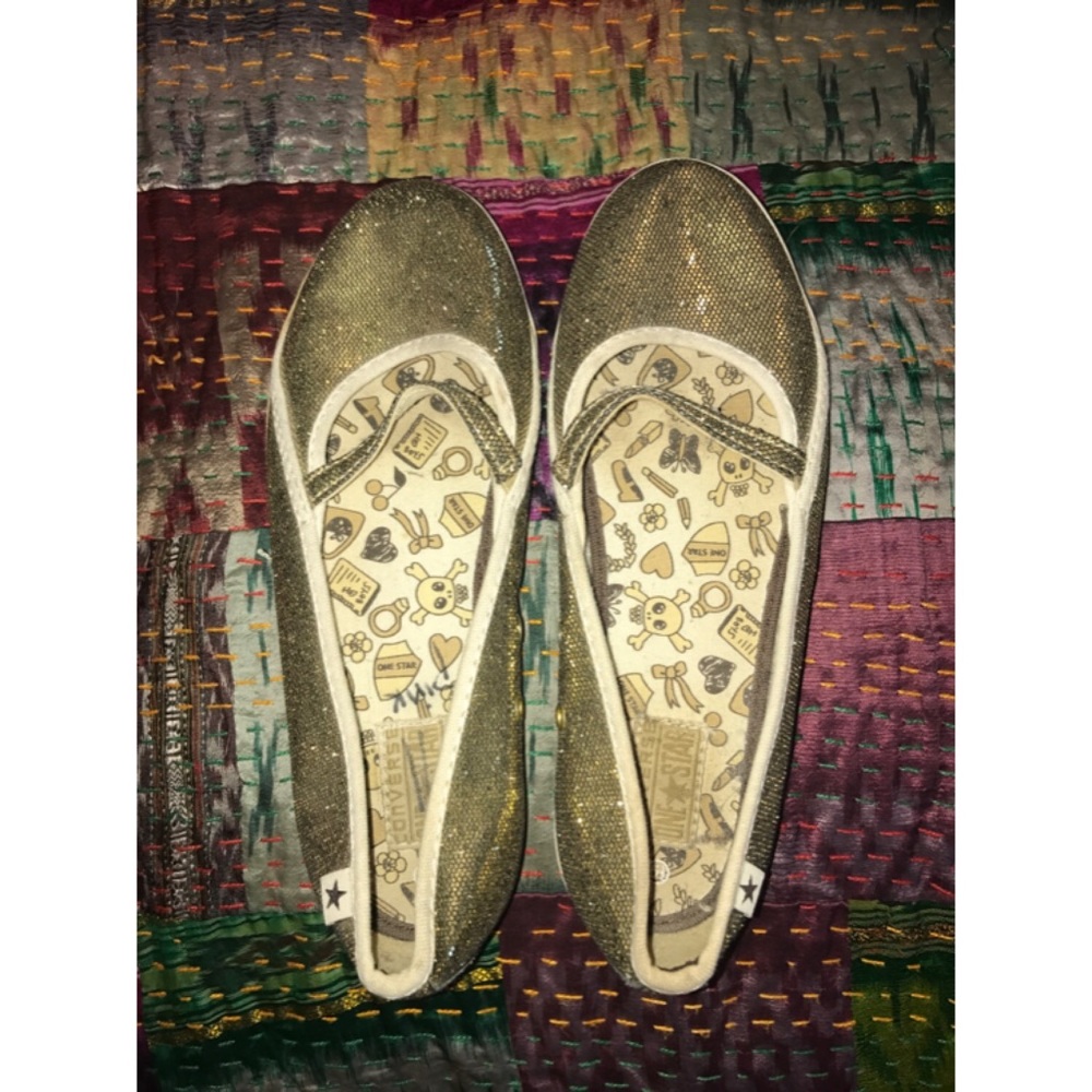 💰Converse Gold Glitter Slip Ons💰