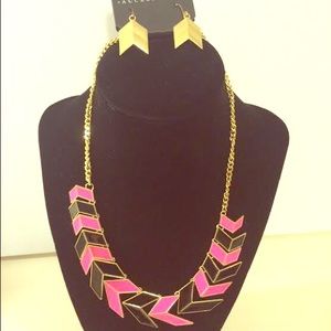 🎆Chevron Statement Necklace set