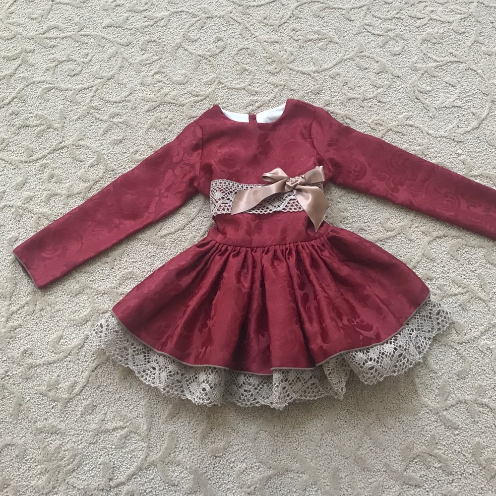 Great for Christmas Beautiful Girls Dress