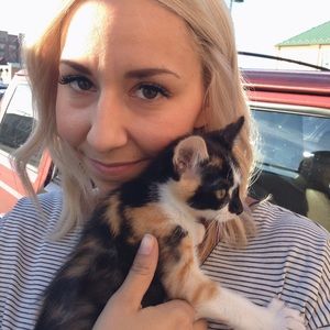 Meet your Posher, Lacey