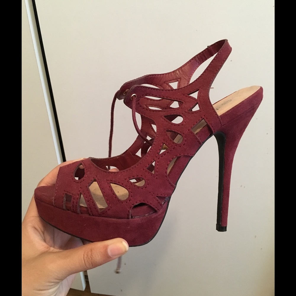 Burgundy Heel
