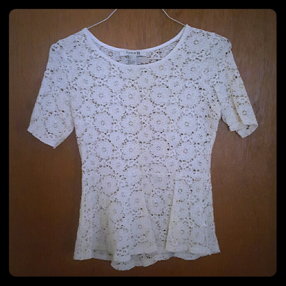 NEVER WORN Forever 21 Lace Peplum Blouse
