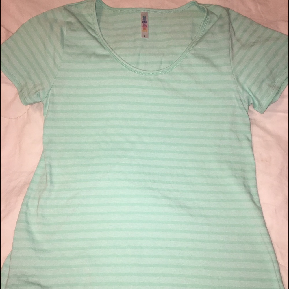 Striped Lularoe Classic Tee Small