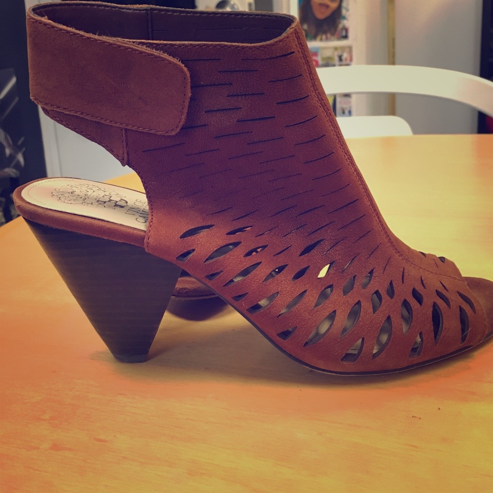 Vince Canute brown leather cage heels size 9