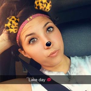 Meet your Posher, Lucy