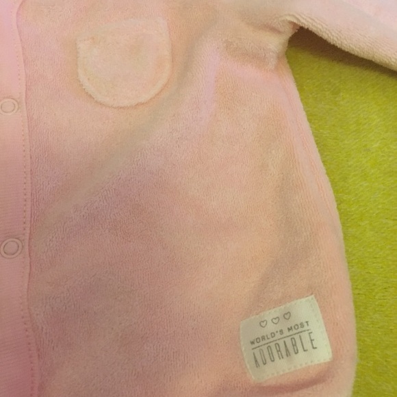 Pink infant 2 piece and shoes - Picture 4 of 4