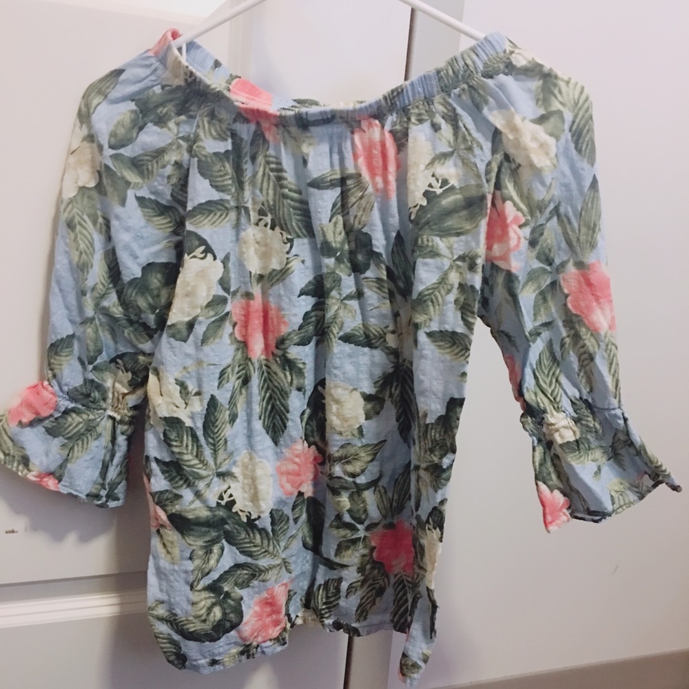 open shoulder top