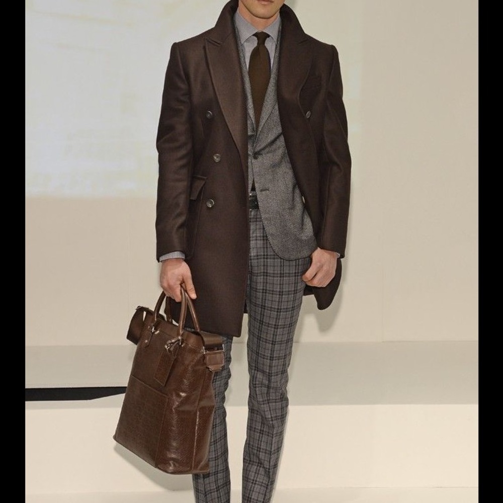 Meet your Posher, Sacha