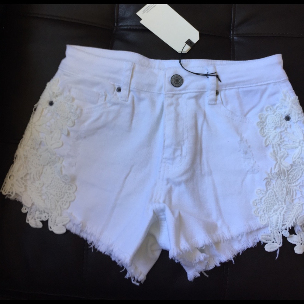 NWT Lace Crochet High Waisted Denim Shorts White