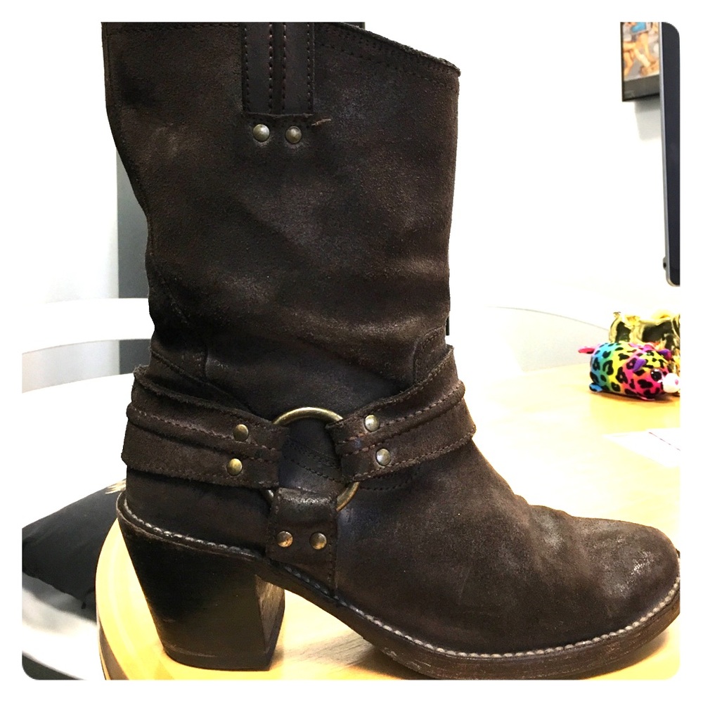 Grey Carmen Harness short boot dark brown suede