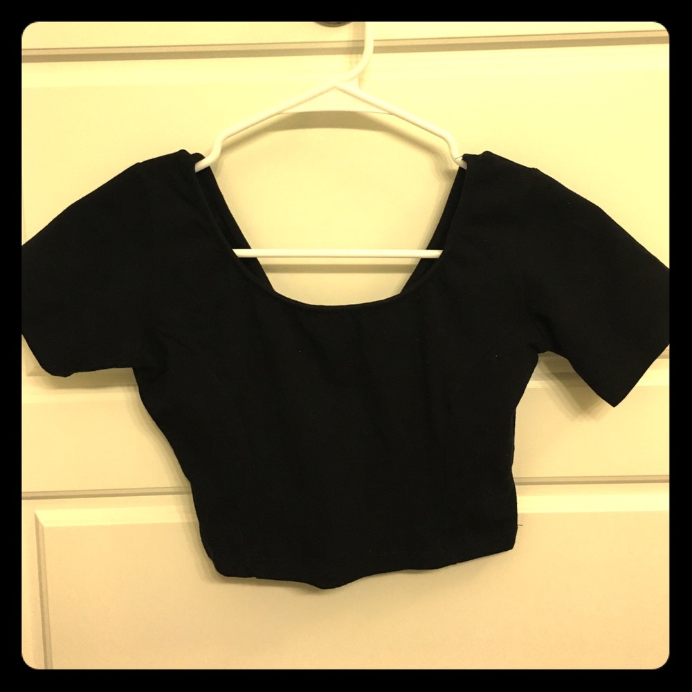 NEW Brandy Melville Cropped Top!