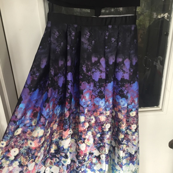 Long Formal Dress - Picture 5 of 6