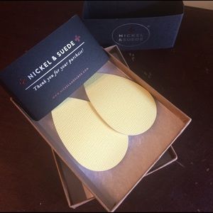 Nickel and Suede Leather Earrings "Limonada"