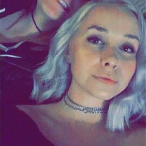 Meet your Posher, Natalie