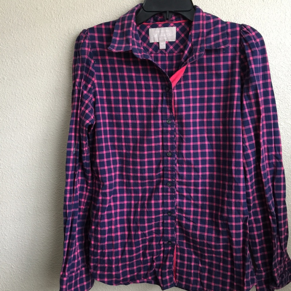 Banana Republic 100% cotton button up woven!