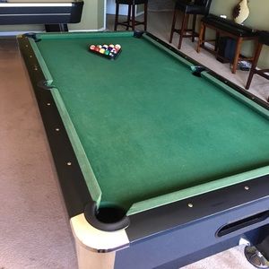 Pool Table w/ 6 pool sticks