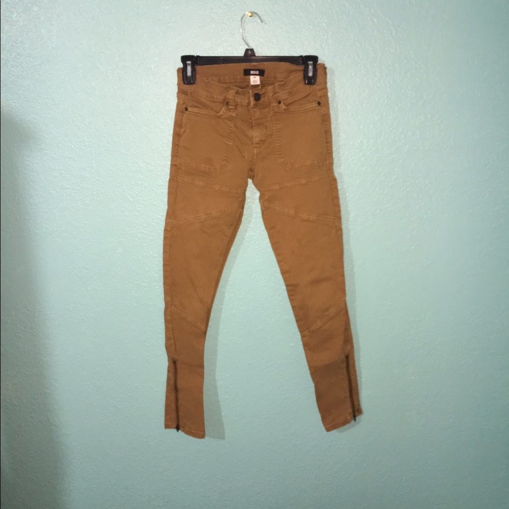Tan jeans