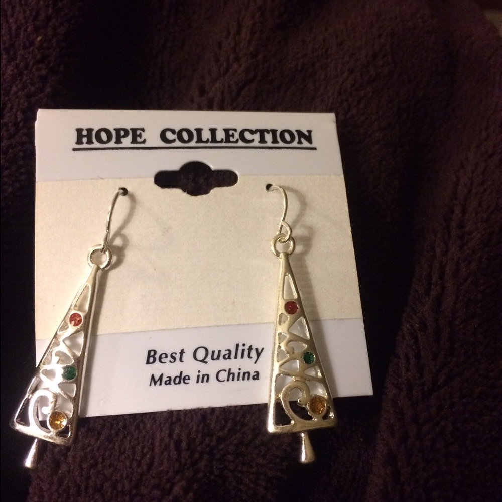 Christmas tree earrings