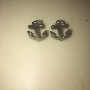 Anchor earrings