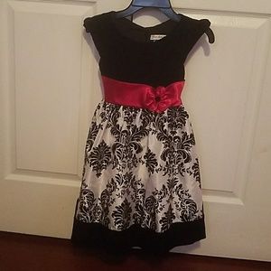 Girls dress