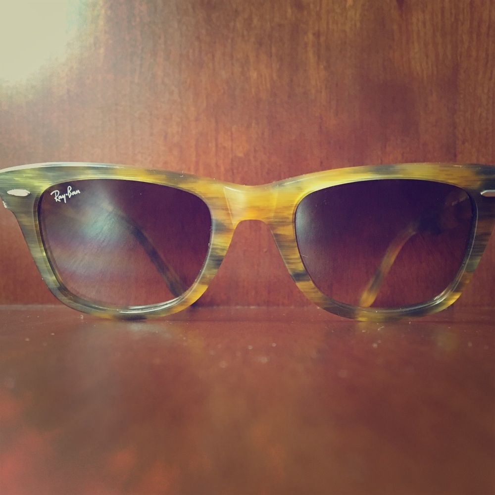 Ray Ban wayfarers