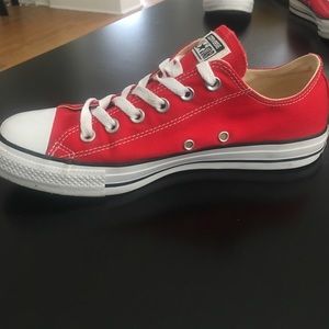 All star converse!