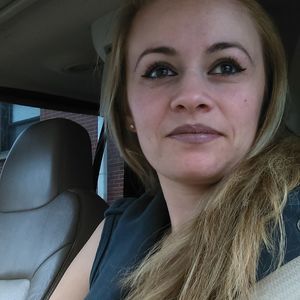 Meet your Posher, Cynthia