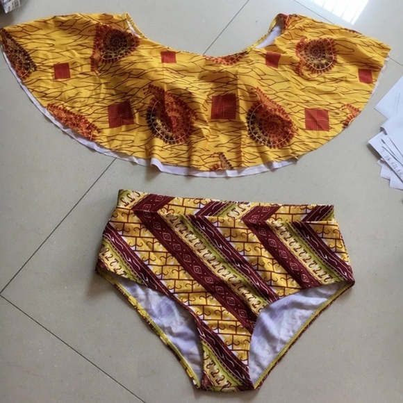 LAST ONE ❤️ African Print Off Shoulder Bikini - Picture 2 of 6