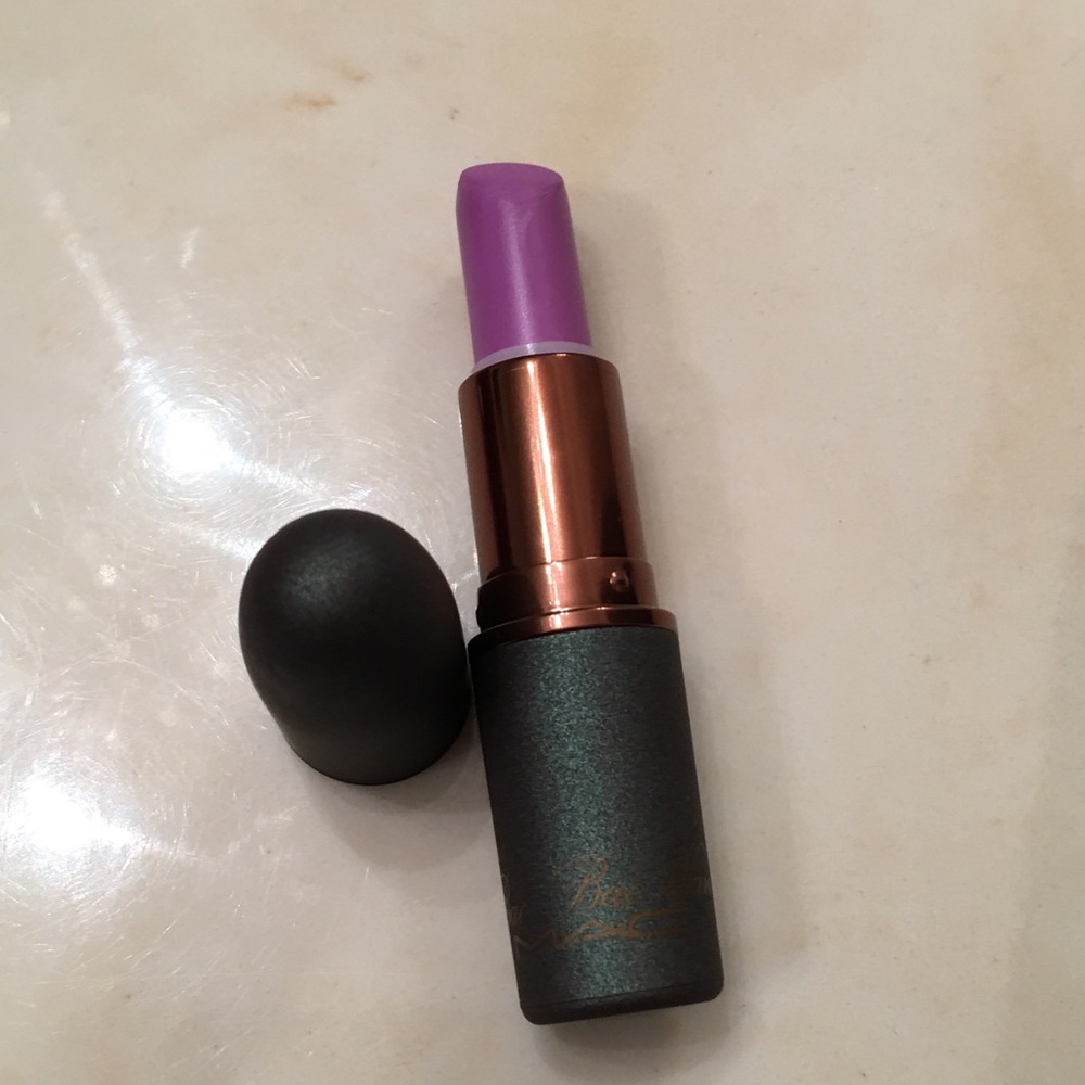 MAC Lipstick - Lavender Jade (LE)