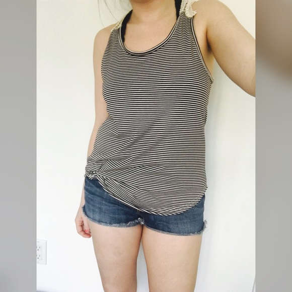 Tank with crochet back - Picture 4 of 5