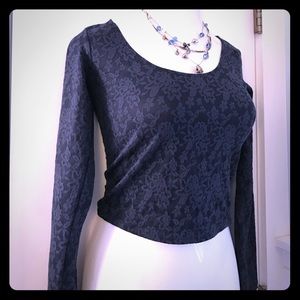 American Eagle Crop Top - Floral Lace Pattern
