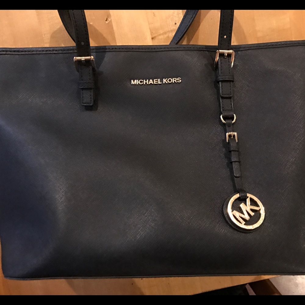 MICHAEL Michael Kors Black Jet Set Tote