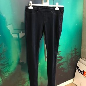 HUE jeggings.