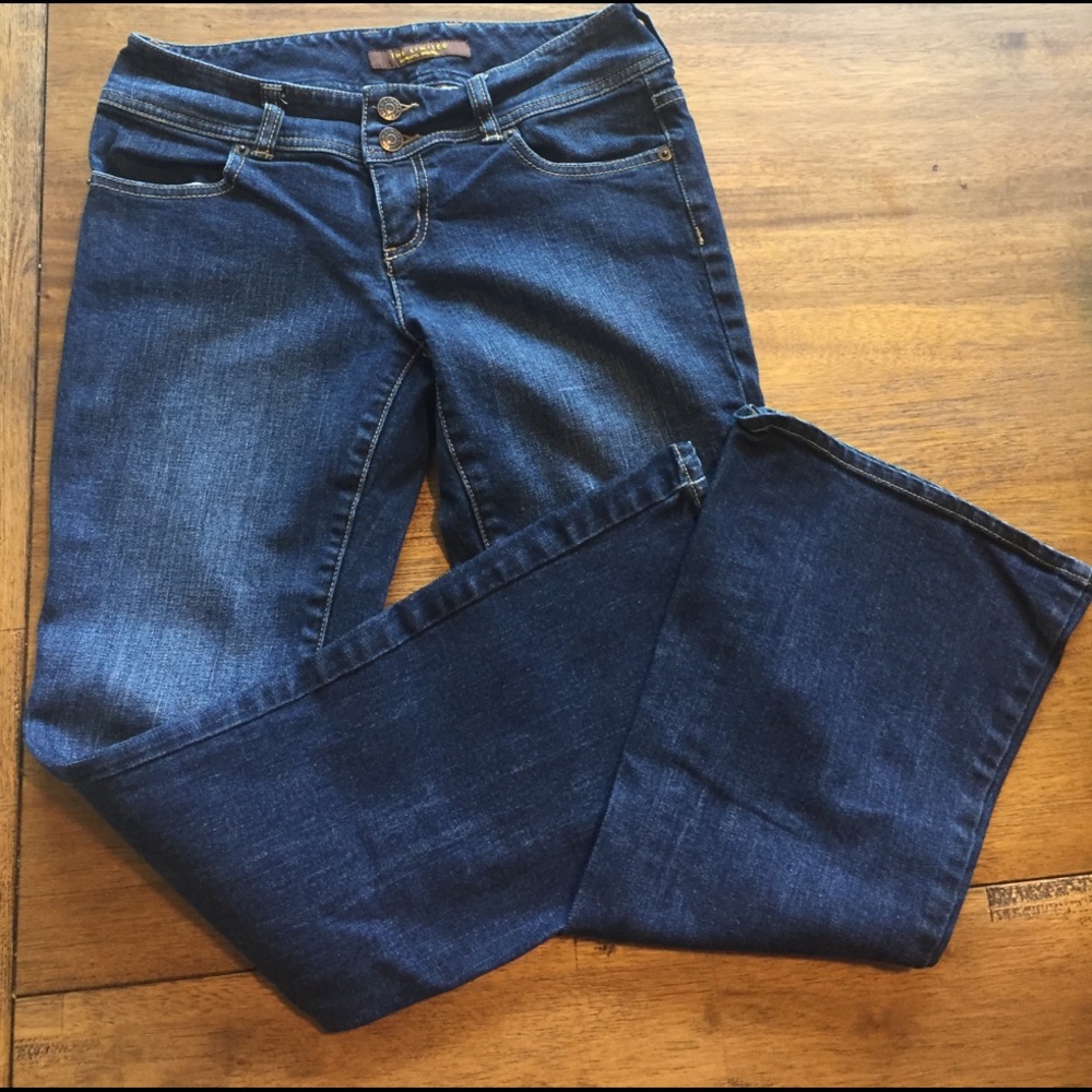 Boot cut jeans