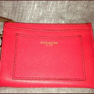 Coach wallet with tags!