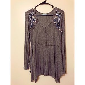 Gray long sleeve blouse