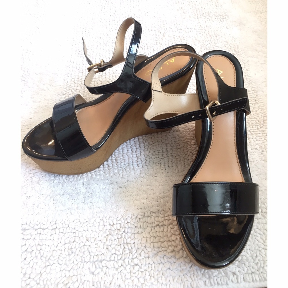 Black patent wedges by Aldo